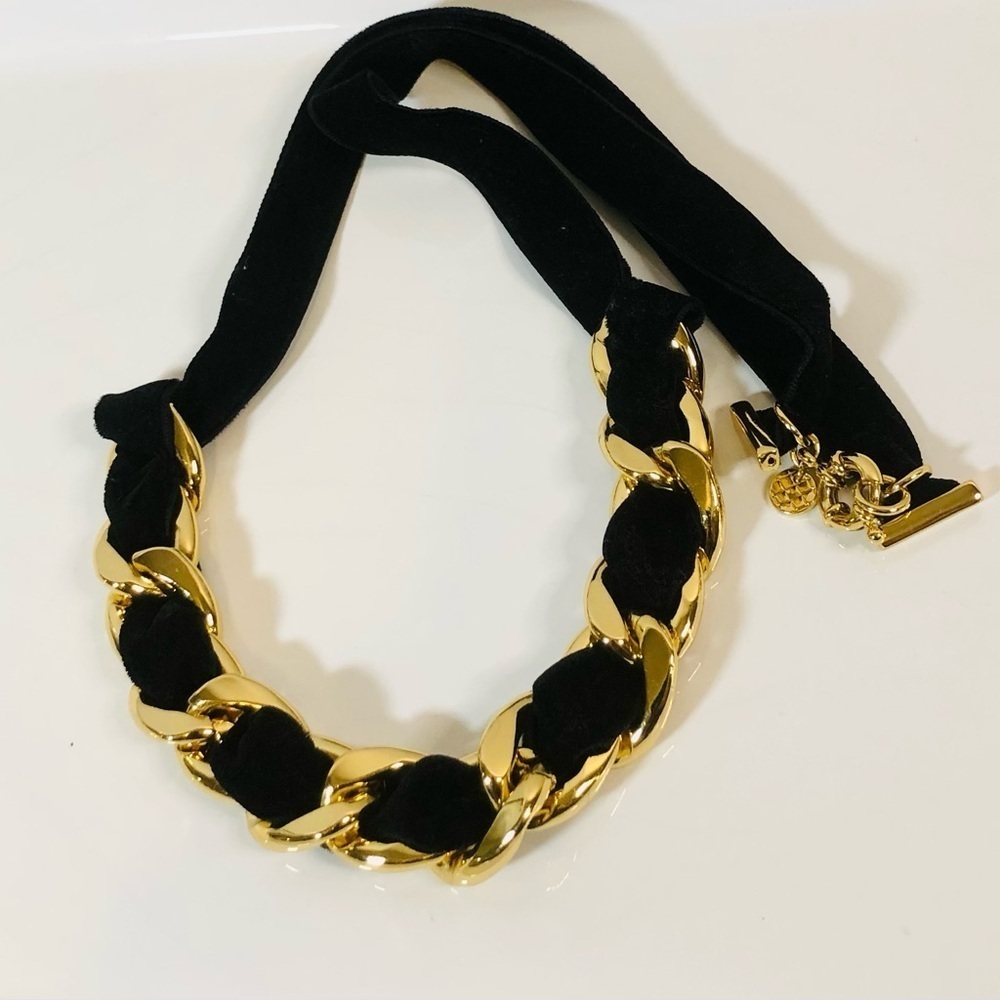 TALBOTS Velvet Dreams Link Necklace. Gold Plated with velvet ribbon accent.